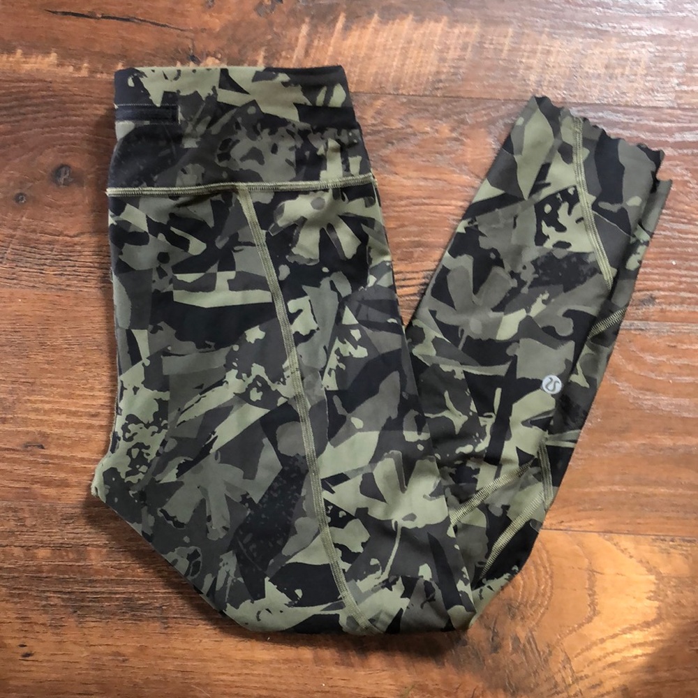 Lululemon camo leggings